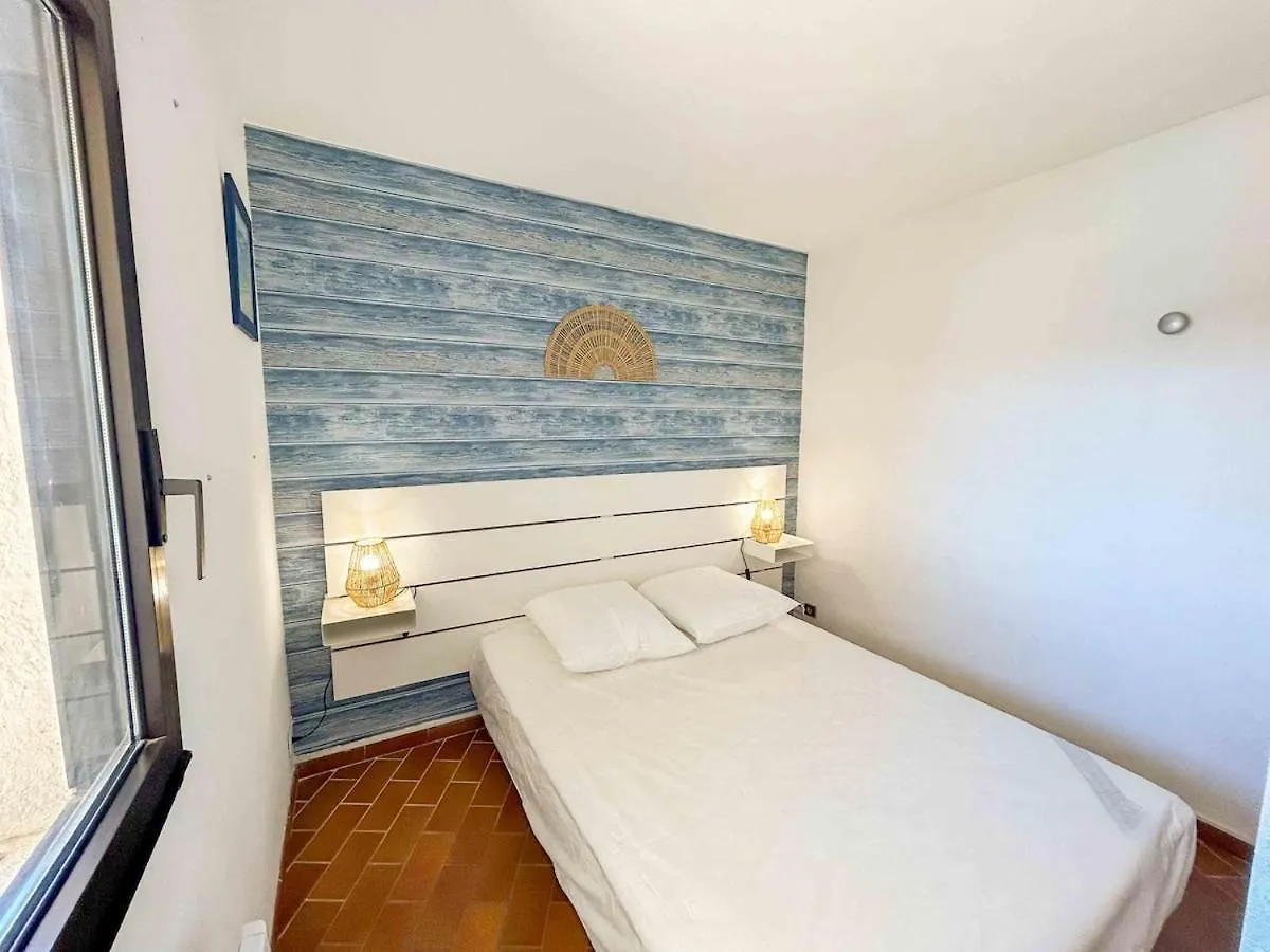 Appartement T2 Au Calme Avec Piscine Et Parking à Six-Fours-les-Plages