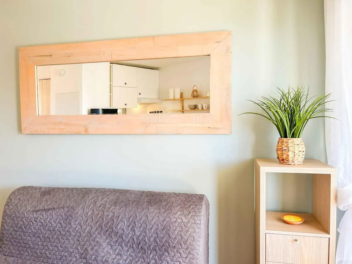 Appartement T2 Au Calme Avec Piscine Et Parking à Six-Fours-les-Plages 0*,